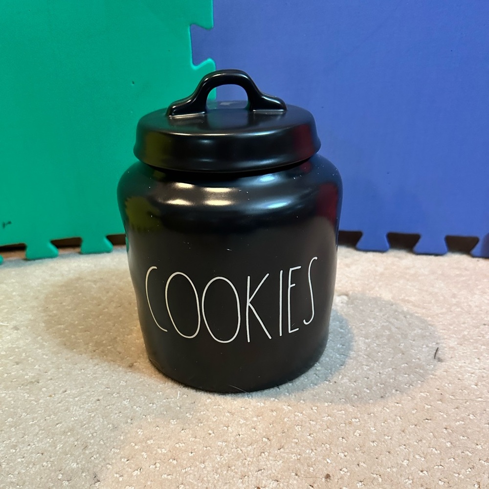 Black Cookie Jar